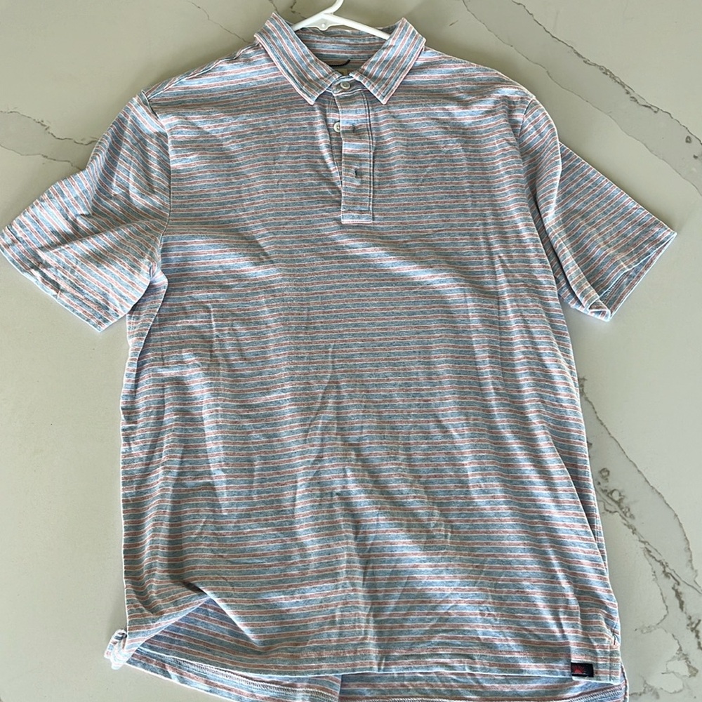 Faherty movement polo size medium